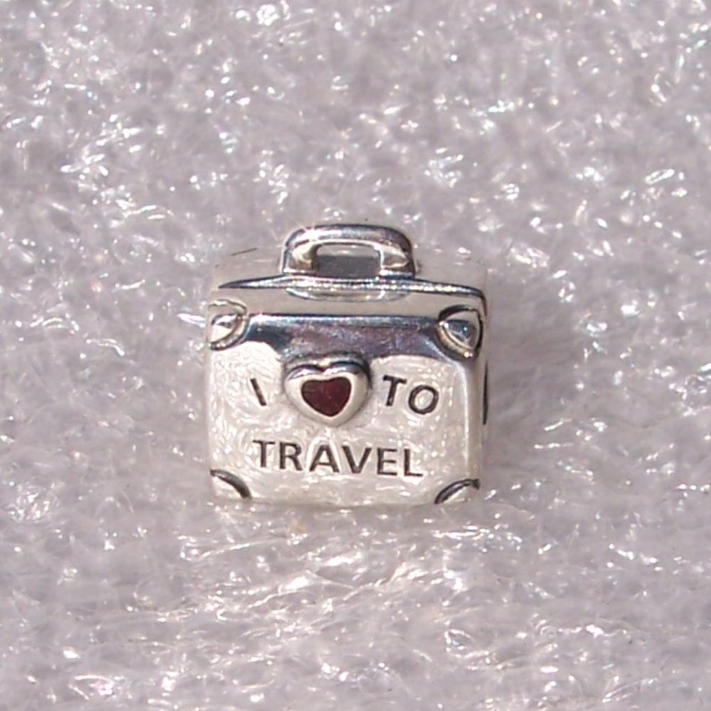Pandora LOVE TO TRAVEL Charm Red Heart